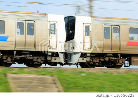 併結運転を行う811系電車(JR九州) 併結運転を行う811系電車(JR九州) 116550228