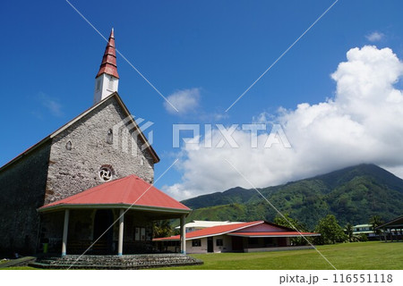 タヒチ島の Église Notre-Dame de Paix 教会 116551118