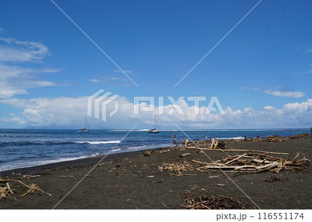 プラージュ・ド・ラ・ポワント・ヴニュのビーチ　タヒチ島 116551174