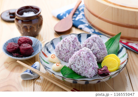 みんな大好き♪ゆかりおにぎり みんな大好き♪ゆかりおにぎり 116555047