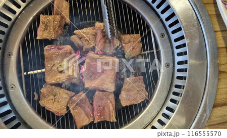 Korean bbq Marinated Grilled Beef Ribs 116555570