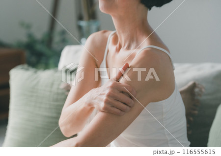 50s beauty 116555615