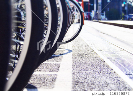 街の駐輪スペース 116556872