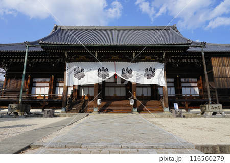 専修寺の国宝「御影堂」　三重県津市 116560279