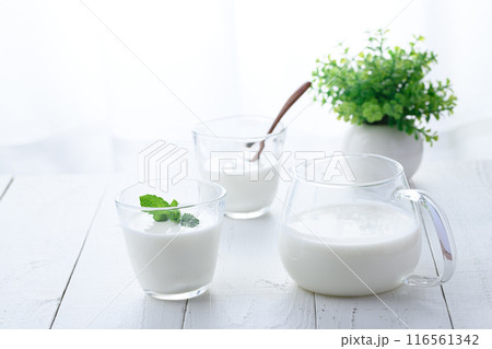 飲むヨーグルト 116561342