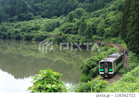 只見線「会津中川↔会津川口間を走る列車」 116562722