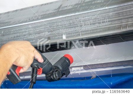 air conditioning cleaning service with water spray air conditioning cleaning service with water spray 116563640