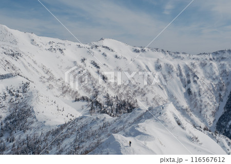 雪山の山岳風景の写真素材 [116567612] - PIXTA