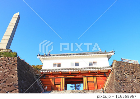 山梨県甲府市、甲府城鉄門の風景 山梨県甲府市、甲府城鉄門の風景 116568967