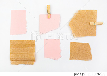 Note paper sticky notes with clothespin on white background, reminder mock up 116569238