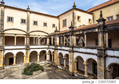 Main cloister of the Monastery of the Order of Christ, Convento de Cristo in Tomar, Portugal. 116572065
