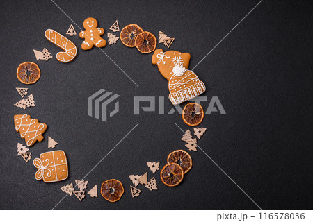 Copy space with Christmas decor elements of gingerbread Copy space with Christmas decor elements of gingerbread 116578036
