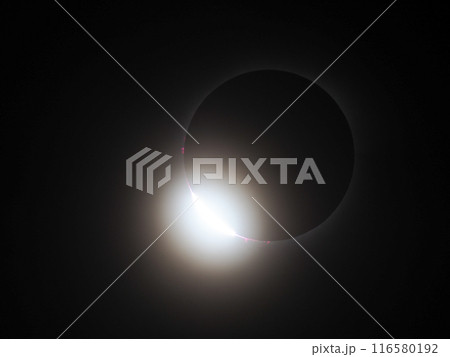 2024年4月8日　メキシコ皆既日食のダイヤモンドリング 116580192