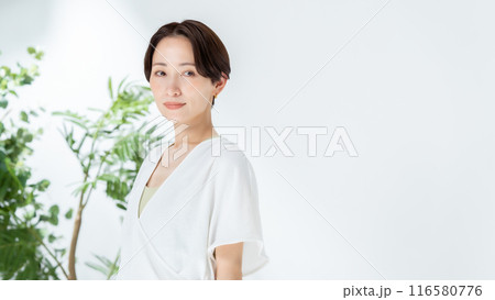 スポーツウエアの女性 116580776