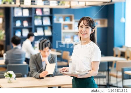 カフェのアルバイト 116581831