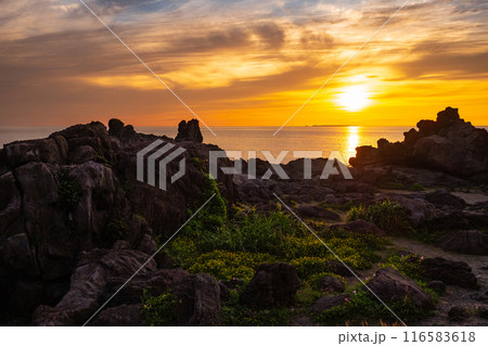 十六羅漢岩・夕景 116583618