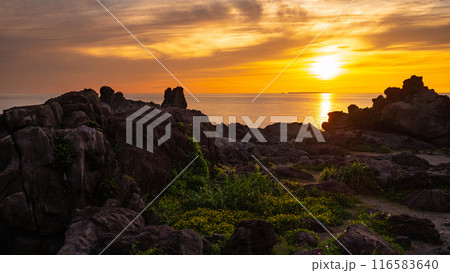 十六羅漢岩・夕景 116583640