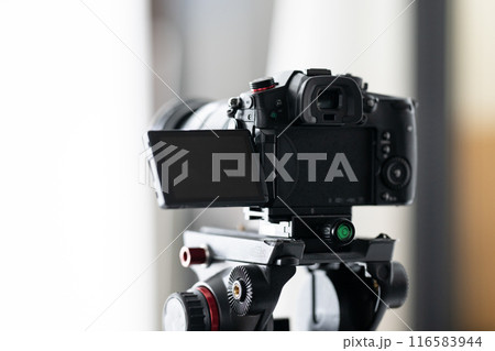 ミラーレスカメラ 116583944