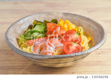 夏の定番麺料理 冷やし中華 夏の定番麺料理 冷やし中華 116588298