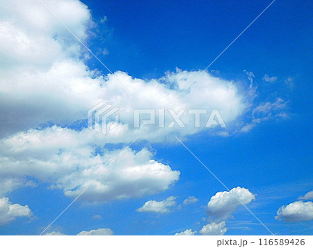 青い空と雲の色 7月の空 青い空と雲の色 7月の空 116589426