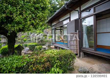 岡山県笠岡市 国登録記念物 清水氏庭園 岡山県笠岡市 国登録記念物 清水氏庭園 116599401