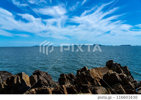 【瀬戸内海国立公園】赤穂御崎 たたみ岩から見た家島諸島1 兵庫県赤穂市 【瀬戸内海国立公園】赤穂御崎 たたみ岩から見た家島諸島1 兵庫県赤穂市 116601630