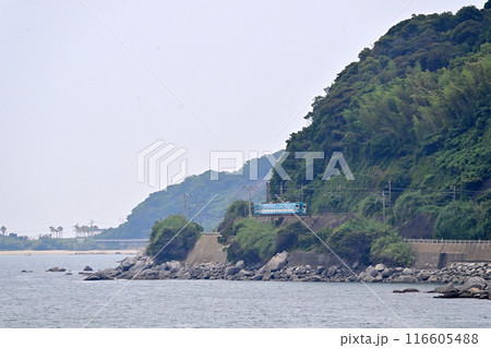 筑肥線 鹿家ー浜崎 JR九州 103系1500番台 E12編成(唐津) 筑肥線 鹿家ー浜崎 JR九州 103系1500番台 E12編成(唐津) 116605488