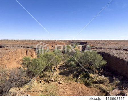 Mountains in the Australian Outback Mountains in the Australian Outback 116608565