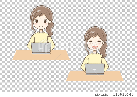 一個穿著黃色衣服的女人在電腦前微笑 一個穿著黃色衣服的女人在電腦前微笑 116610540