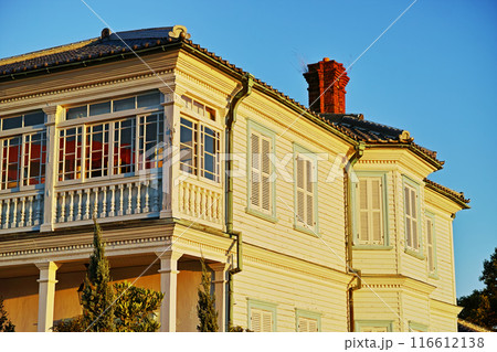 神戸 夕暮れのポートアイランド北公園 みなと異人館 116612138