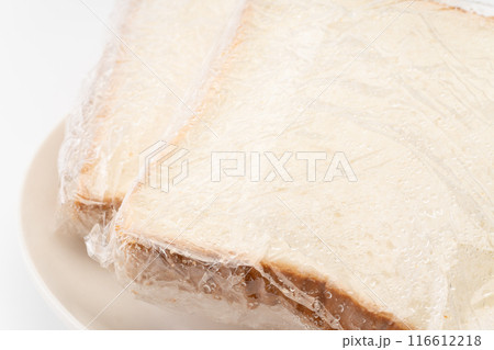 冷凍保存された食パンのクローズアップ 冷凍保存された食パンのクローズアップ 116612218