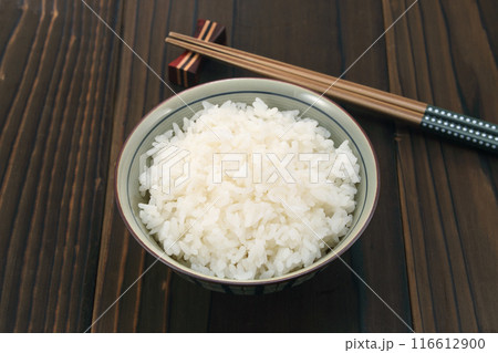 茶碗に盛られたご飯 茶碗に盛られたご飯 116612900