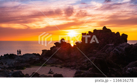 十六羅漢岩・夕景 116616278