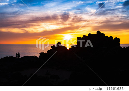 十六羅漢岩・夕景 116616284