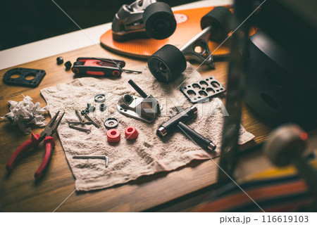 Surfskate maintenance concept Surfskate maintenance concept 116619103