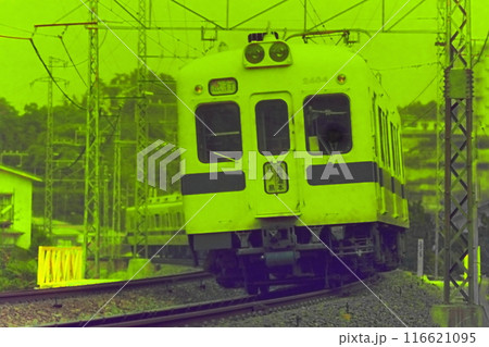 小田急、湯本・江ノ島併結急行、2400形2484～+9000形、玉川学園前ー町田、1980.11.2 116621095