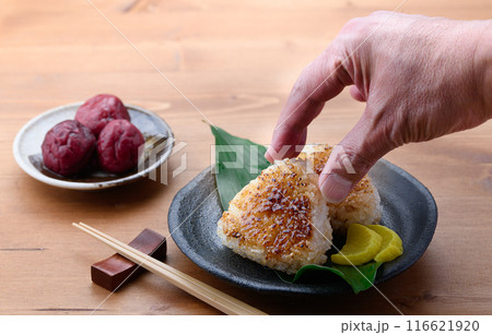 焼きおにぎり 116621920