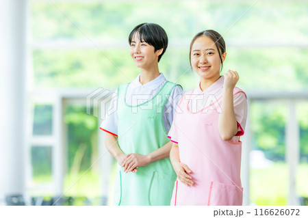 若い介護士 若い介護士 116626072