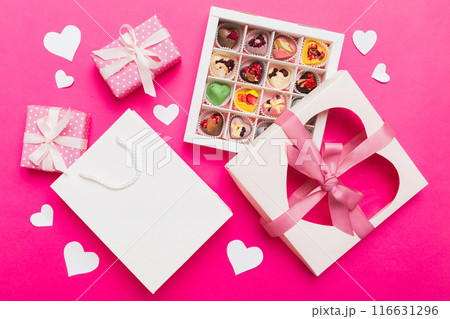 Valentine day composition 116631296
