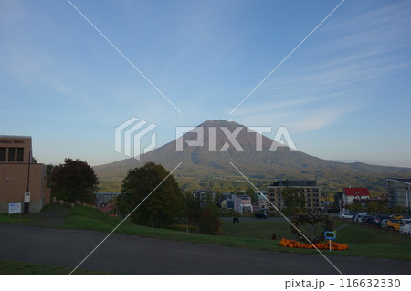 秋の羊蹄山 秋の羊蹄山 116632330