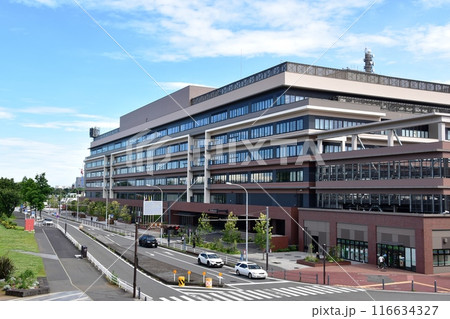 横浜市中区 横浜新港合同庁舎と万国橋交差点付近の街並み 横浜市中区 横浜新港合同庁舎と万国橋交差点付近の街並み 116634327