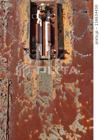 旧愛国駅は現在廃線駅に錆び付いた廃車輛ヨ4353車掌車外1 116634430