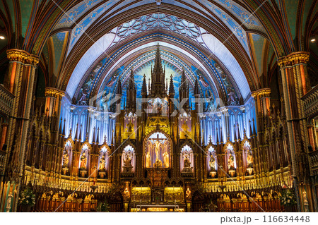 Interior of Notre-Dame Basilica (Basilique Notre-Dame de Montreal). A minor basilica of the Catholic Church in the historic Old Montreal district. Quebec, Canada. 116634448