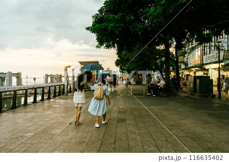 Tamsui Fisherman's Wharf is a famous tourist attraction with a beautiful pier. 116635402