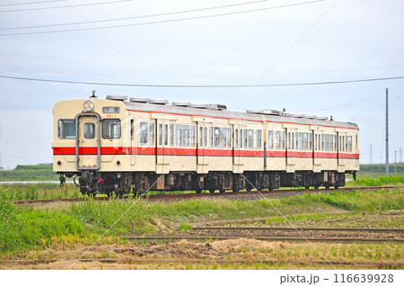 関東鉄道 常総線 南石下ー三妻 キハ35-11+キハ35-8 関東鉄道 常総線 南石下ー三妻 キハ35-11+キハ35-8 116639928