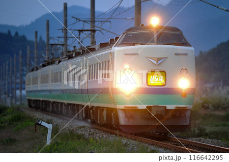 羽越本線 村上ー岩船町 JR東日本 485系 T15編成(新潟) いなほ 羽越本線 村上ー岩船町 JR東日本 485系 T15編成(新潟) いなほ 116642295