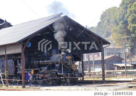 車両基地と蒸気機関車・車両形式8620形・車両番号58654号機 116643326