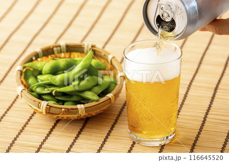 ビールと枝豆 116645520