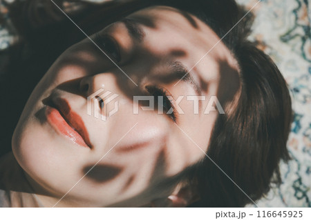 30s beauty 116645925
