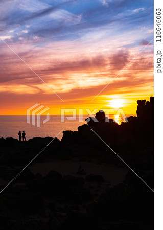 十六羅漢岩・夕景 116646063